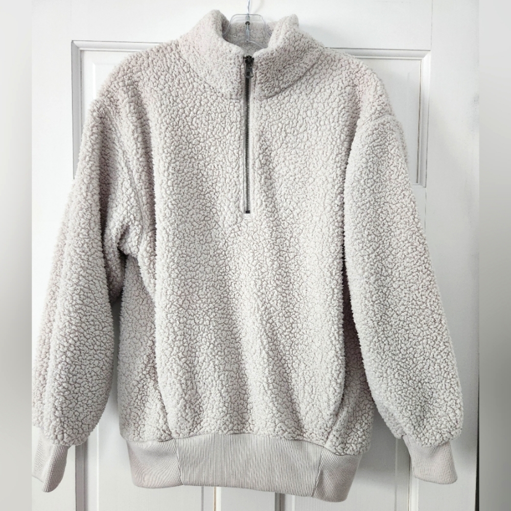 America Eagle Women's Sherpa Sweater - Size S